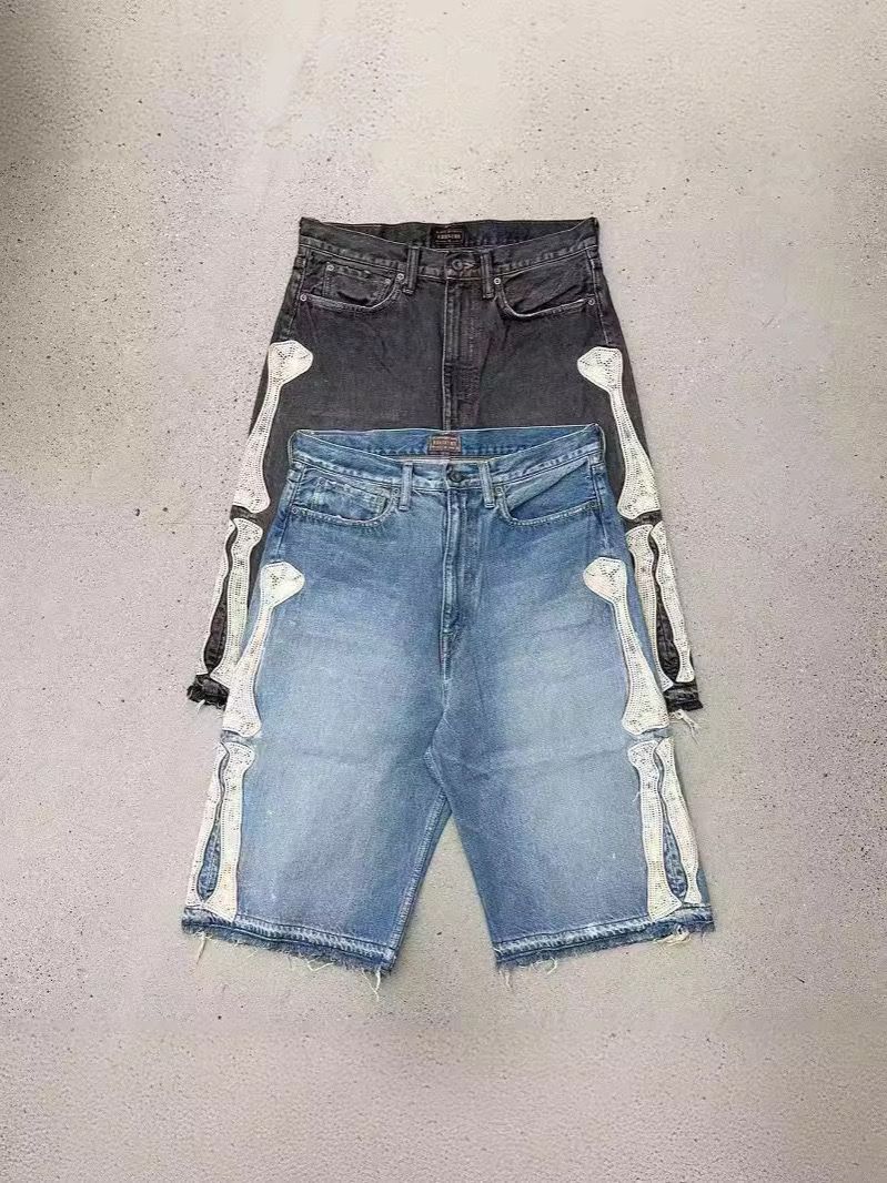 Amiri bone jorts